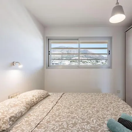 Med1 Luxury Sea View דירה