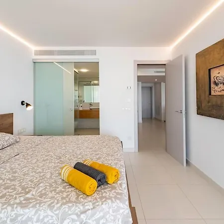 דירה Med1 Luxury Sea View *