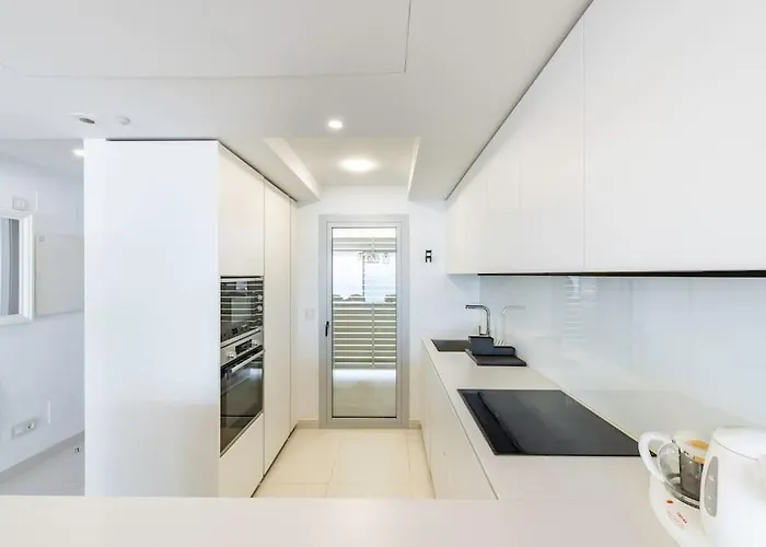 Med1 Luxury Sea View